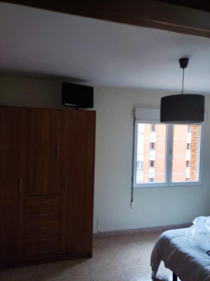 Piso Por Habitaciones En Хихон Экстерьер фото
