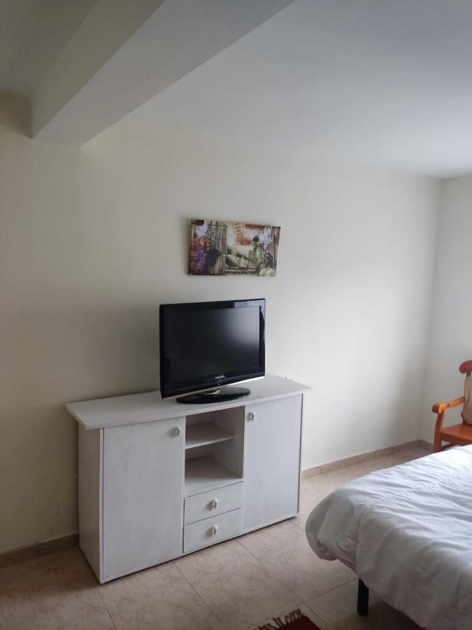 Piso Por Habitaciones En Хихон Экстерьер фото