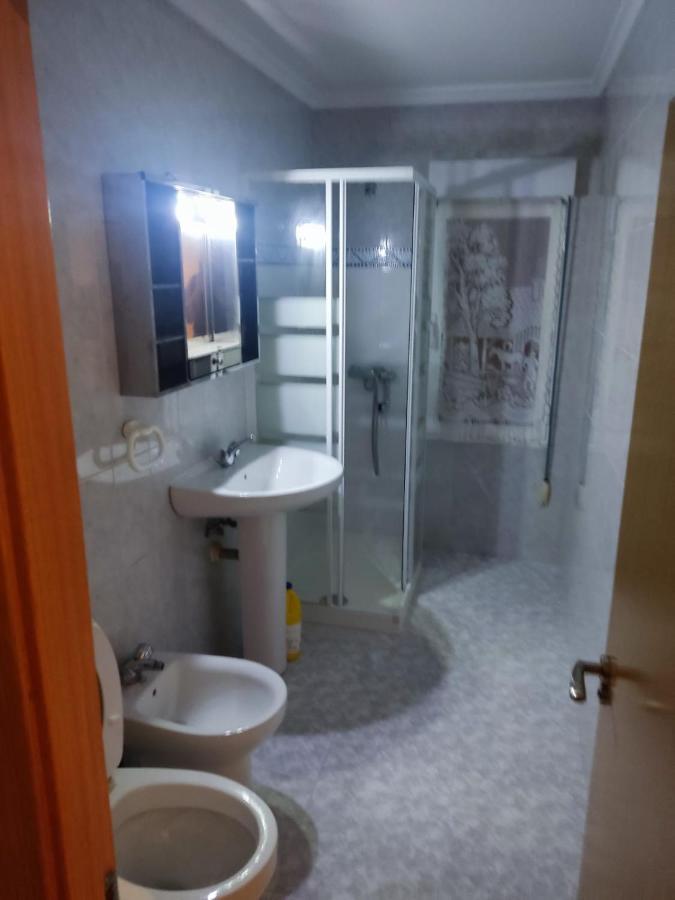 Piso Por Habitaciones En Хихон Экстерьер фото